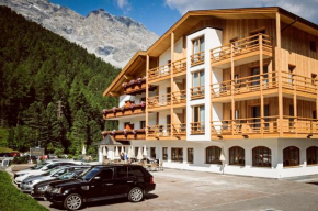 Гостиница Hotel Gertraud  Стельвио